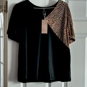 Brand new adorable top